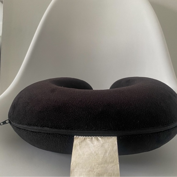 Black Memory Foam Neck Pillow for Travel - Snap Button Neck Clasp and Pocket - Picture 2 of 3